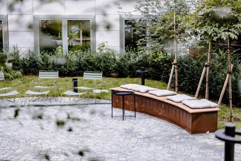 Fotos del hotel The Flag West M:  2