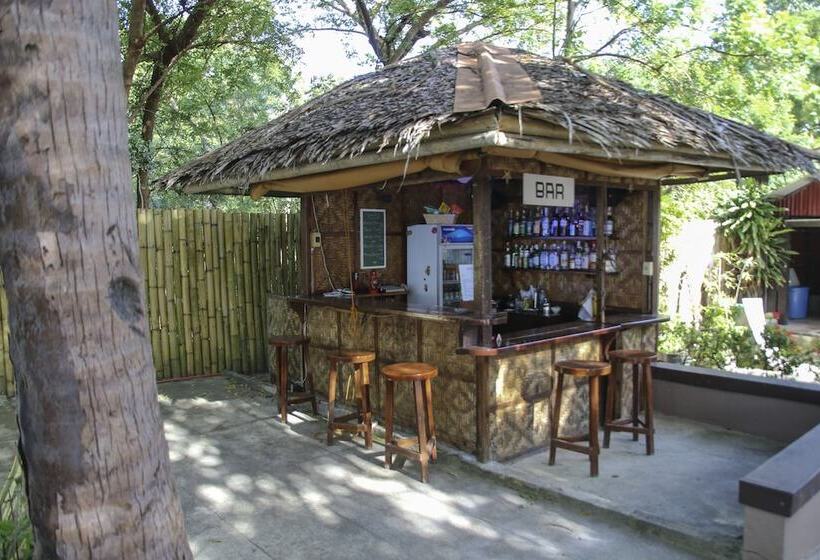 Fotos del hotel Isla Hayahay Beach Resort And Restaurant:  11