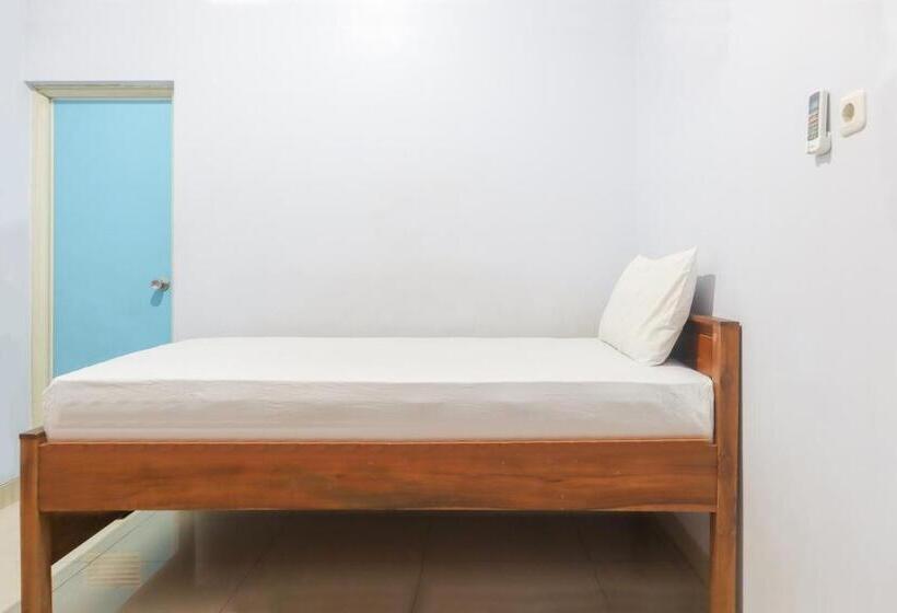 Fotos del hotel Koolkost Syariah @ Duri Kosambi:  4