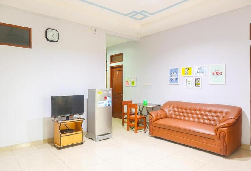 Fotos del hotel Koolkost Syariah @ Duri Kosambi:  8