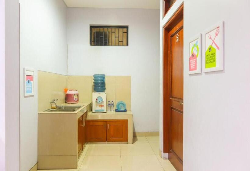 Fotos del hotel Koolkost Syariah @ Duri Kosambi:  18