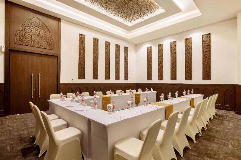 Fotos del hotel Santika Gresik:  8