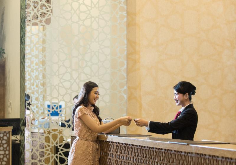 Fotos del hotel Santika Gresik:  10