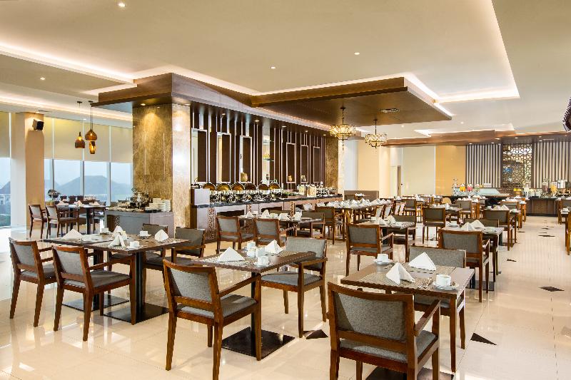 Fotos del hotel Santika Gresik:  18