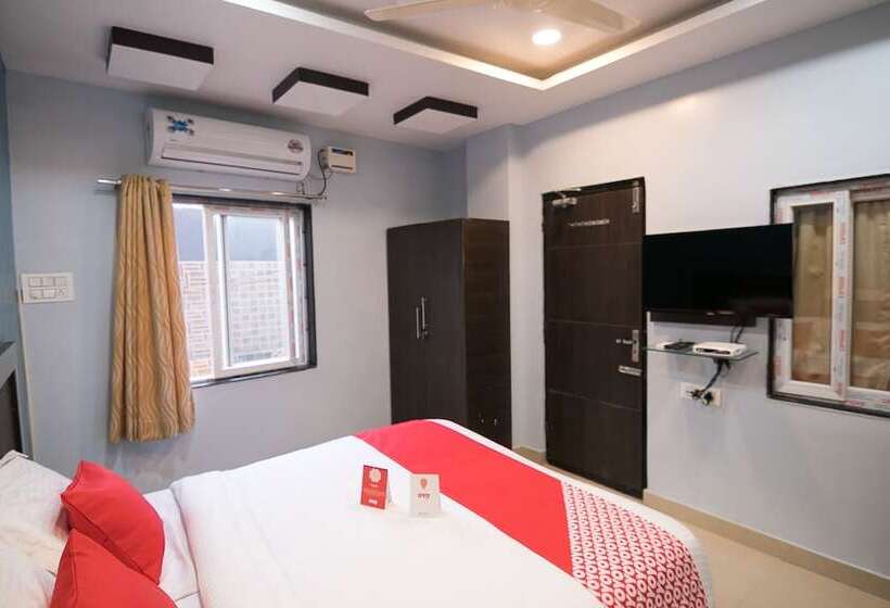 Fotos del hotel Oyo 10811 Sri Sairam Residency:  21