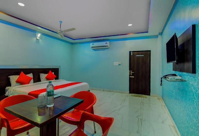 Fotos del hotel Oyo 10811 Sri Sairam Residency:  12