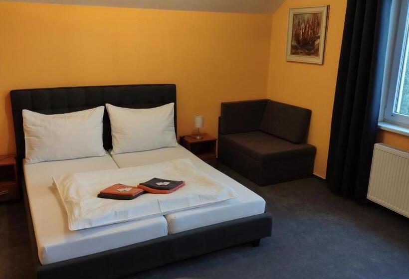 Fotos del hotel Penzion Silma:  5