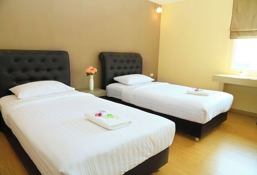 Fotos del hotel Triple Trees:  2