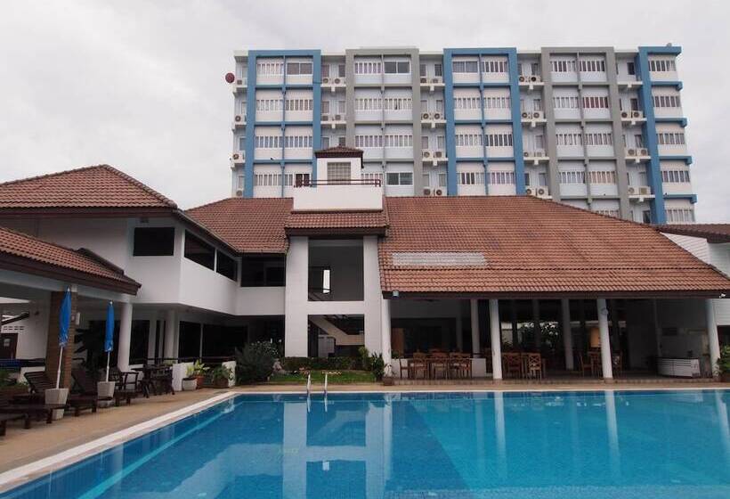Fotos del hotel Hua Hin Sport Villa:  5