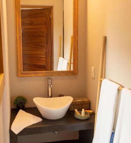 Punta Arena Surf Suites