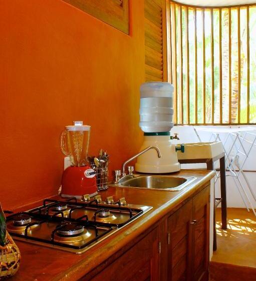 Fotos del hotel Punta Arena Surf Suites:  6