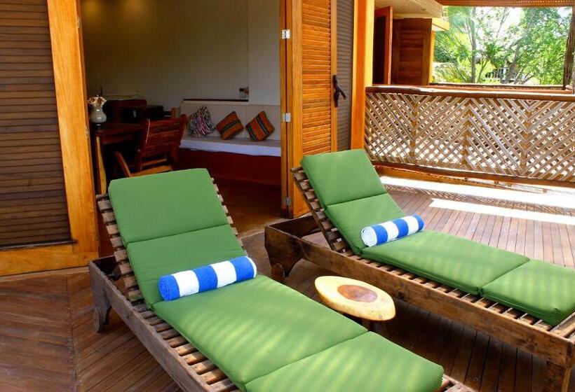 Fotos del hotel Punta Arena Surf Suites:  8