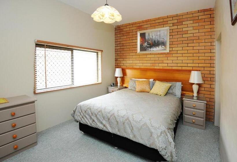 Fotos del hotel The Tahitian Holiday Apartments:  8