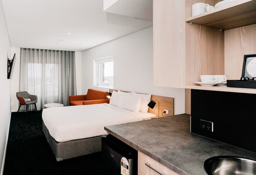 Fotos del hotel Tom S Court:  2