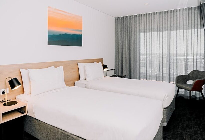 Fotos del hotel Tom S Court:  12