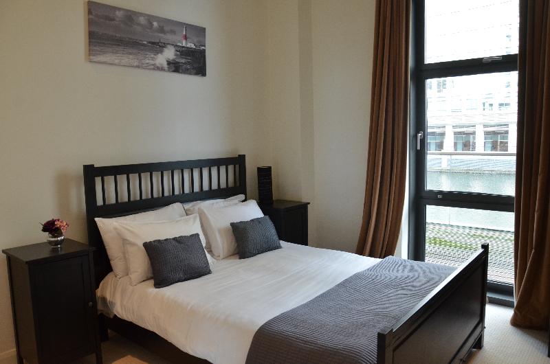 Fotos del hotel Discovery Dock Apartments East By Oyo Rooms:  3