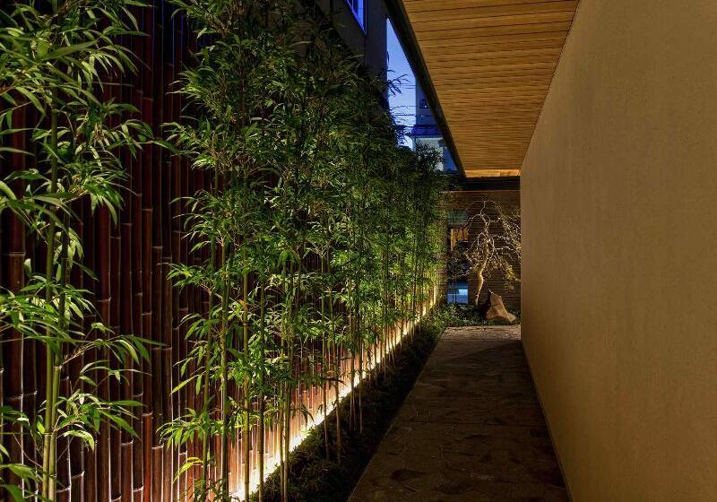 Garrya Nijo Castle Kyoto