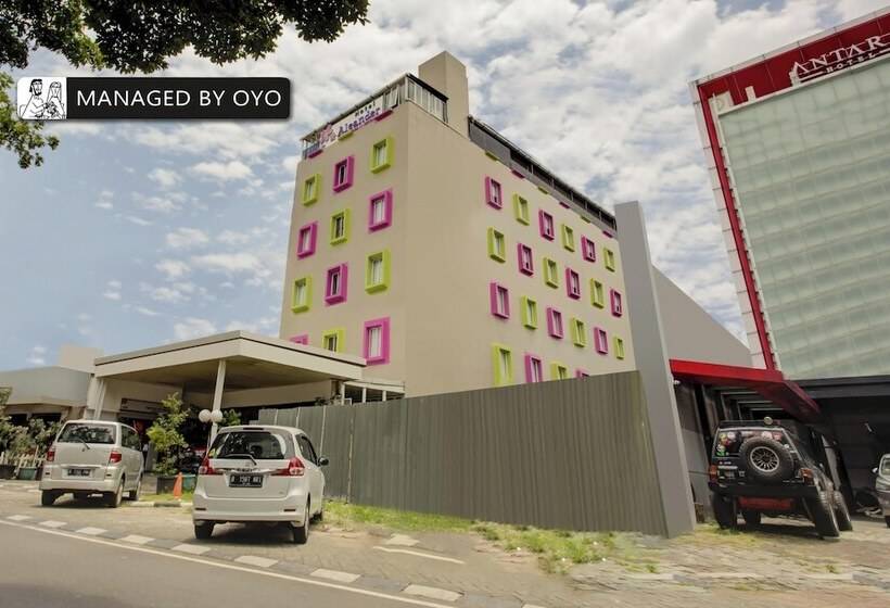 Capital O 4002 Aleander