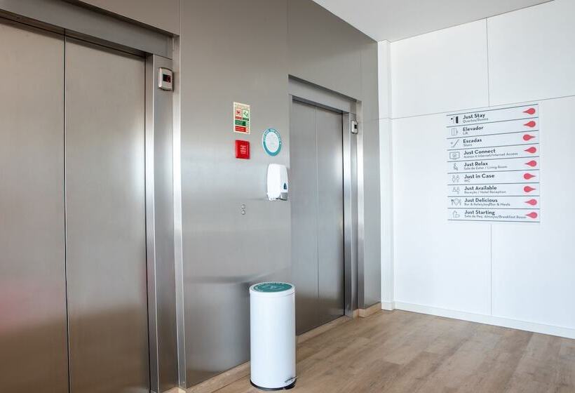 Fotos del hotel Stay  Porto Aeroporto:  11