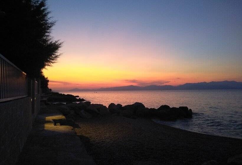 Fotos del hotel Villa Constantina Apartments:  5