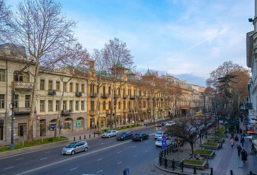 Fotos del hotel Tiflis Opera Apart:  6