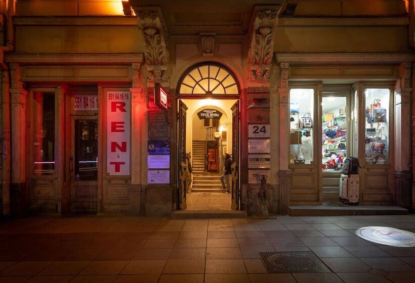 Fotos del hotel Tiflis Opera Apart:  7