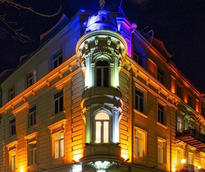 Fotos del hotel Tiflis Opera Apart:  9