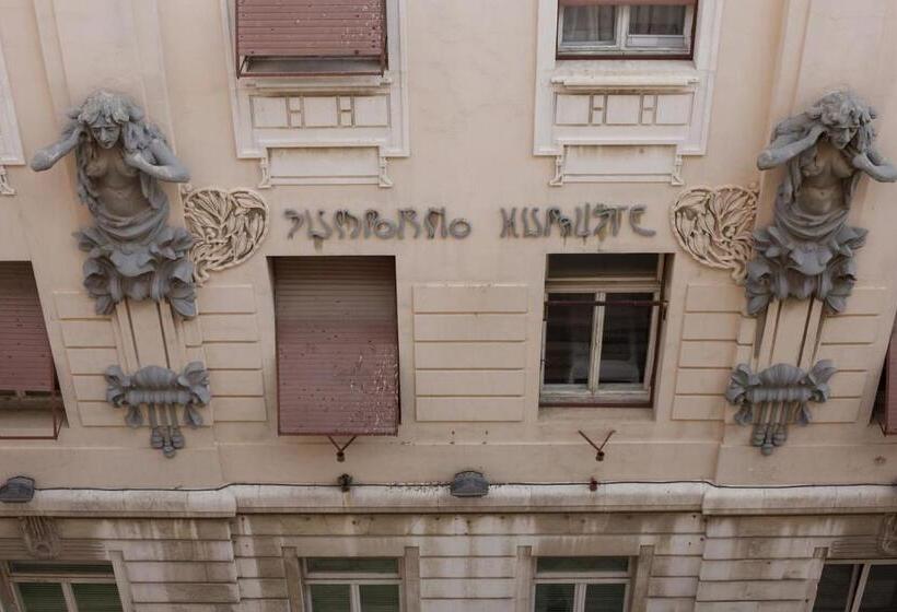 Fotos del hotel Mama's And Papa's Luxury Rooms:  5