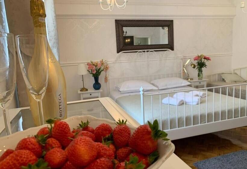 Fotos del hotel Mama's And Papa's Luxury Rooms:  19