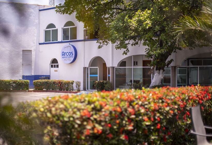 Fotos del hotel Arcos Aeropuerto:  2