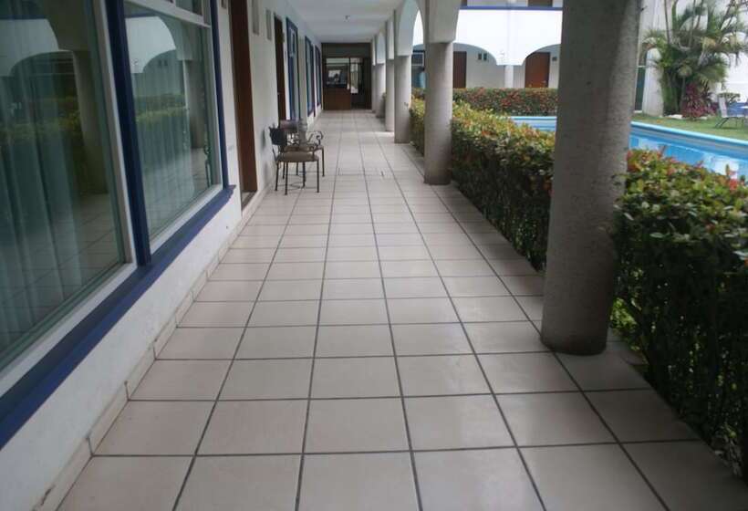 Fotos del hotel Arcos Aeropuerto:  14