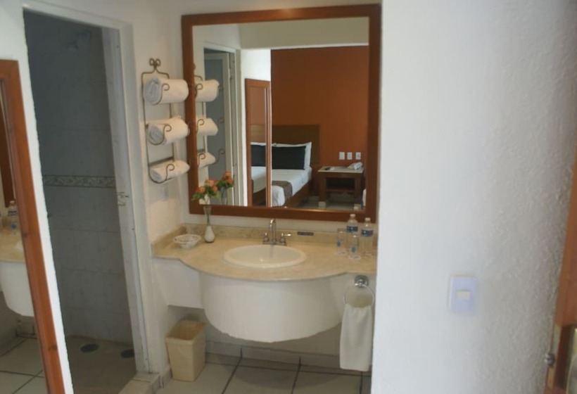 Fotos del hotel Arcos Aeropuerto:  5