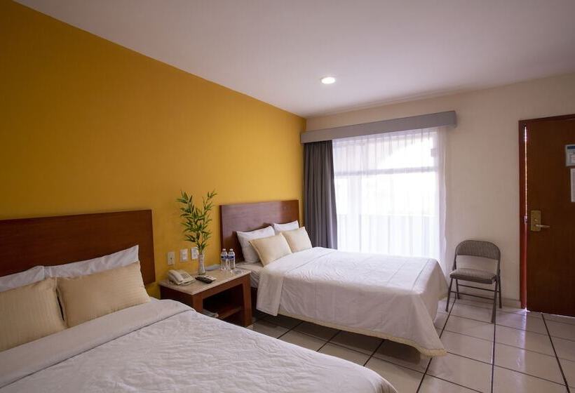 Fotos del hotel Arcos Aeropuerto:  3