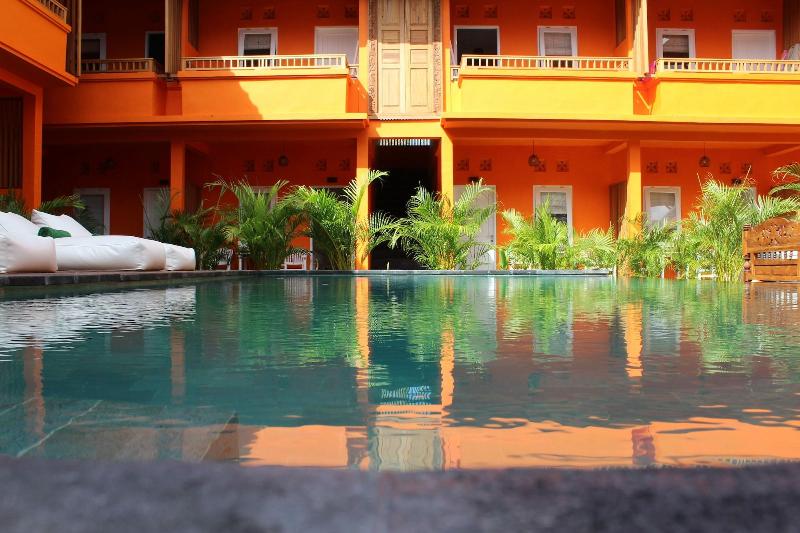 Fotos del hotel The Room Padangpadang:  12