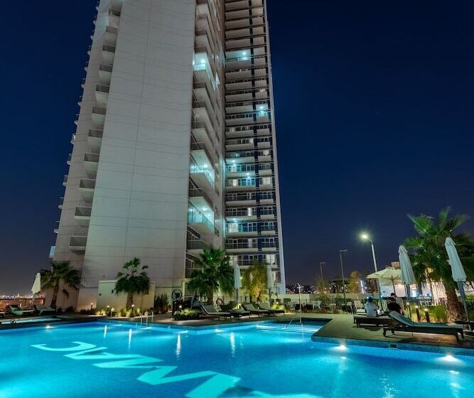 Radisson Hotel Dubai Damac Hills