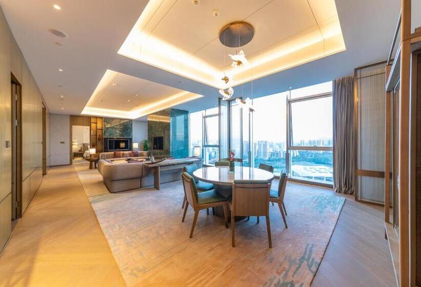 Fotos del hotel Hualuxe Xi'an Chanba, An Ihg:  24