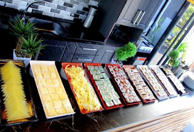 Fotos del hotel Güler Palas:  22