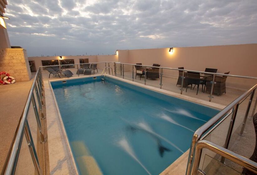 Fotos del hotel Seasons Park:  11