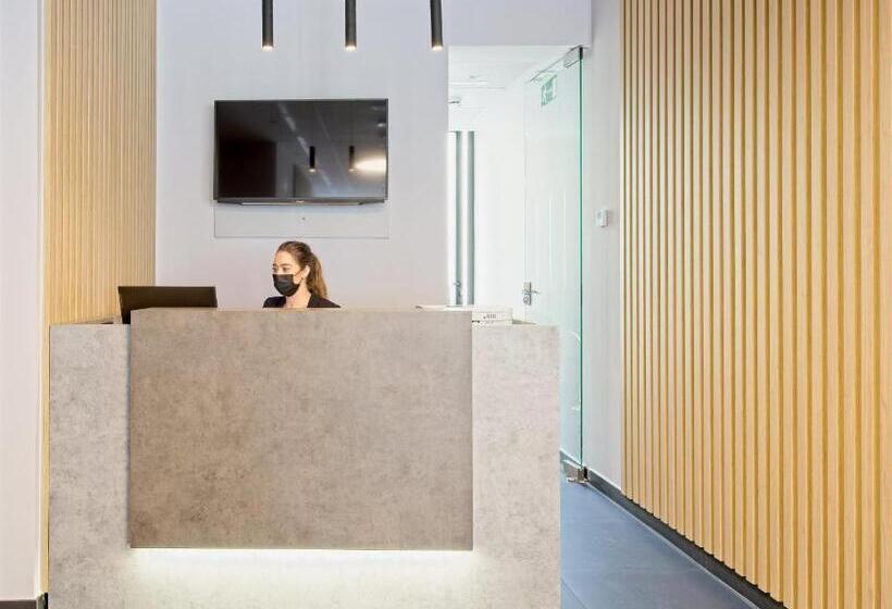 Fotos del hotel Dwo Yuste Alcalá:  21