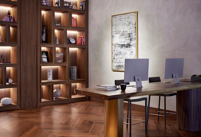 Fotos del hotel Mövenpick Jumeirah Village Triangle:  3