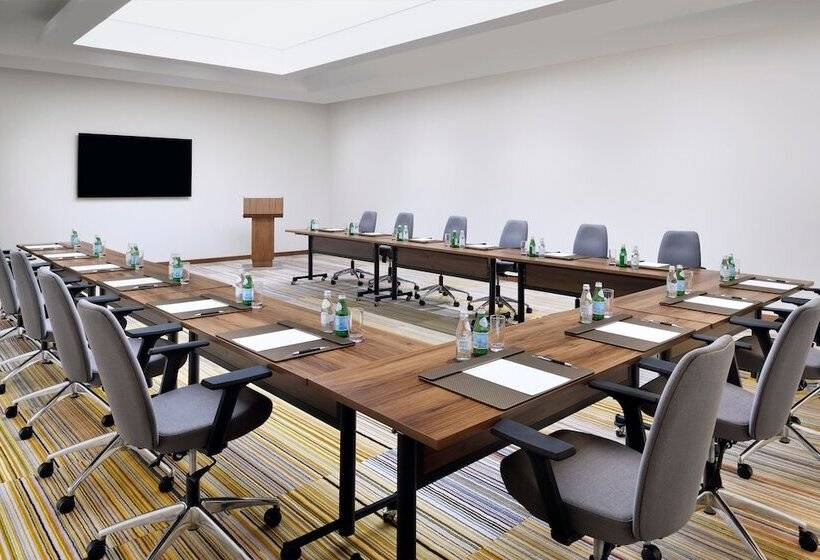 Fotos del hotel Mövenpick Jumeirah Village Triangle:  6