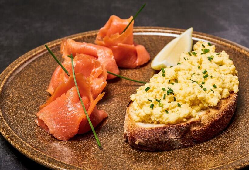 Fotos del hotel Mövenpick Jumeirah Village Triangle:  10