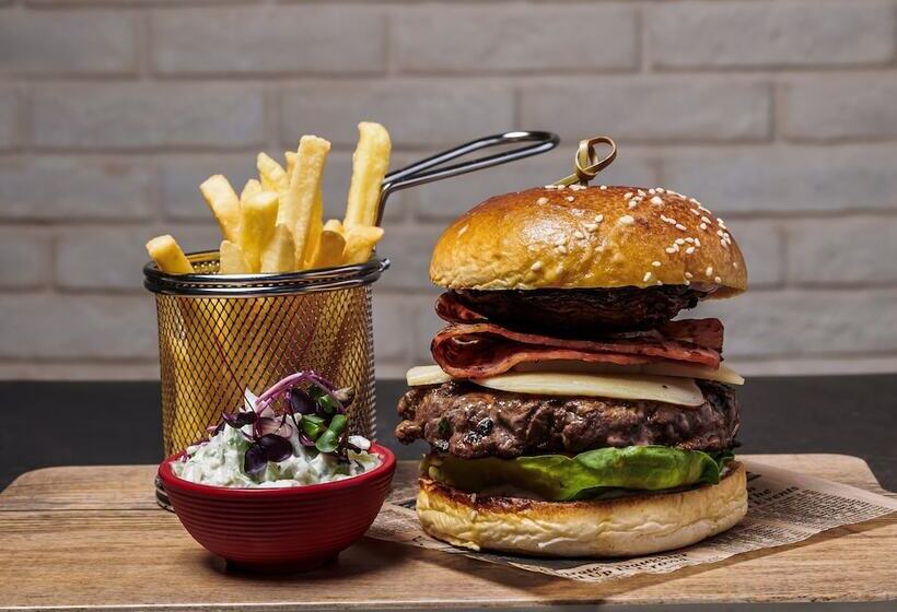 Fotos del hotel Mövenpick Jumeirah Village Triangle:  13