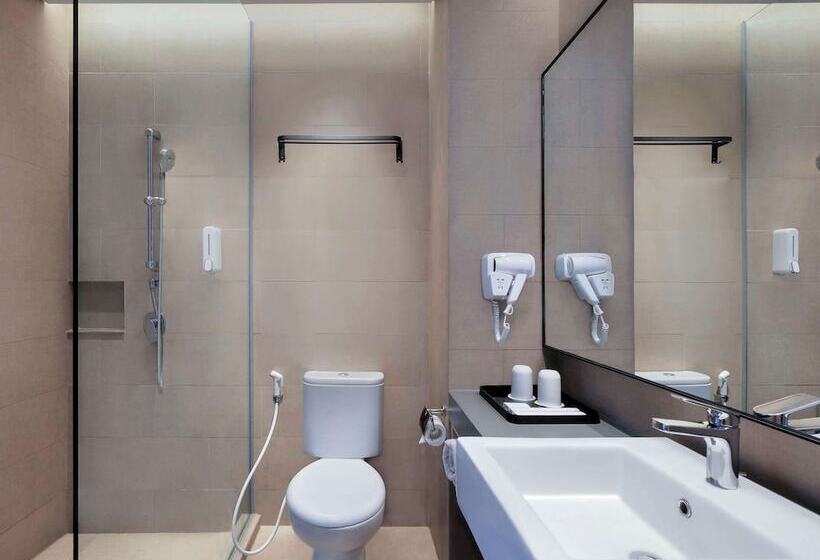 Fotos del hotel Ibis Surabaya Tidar:  14