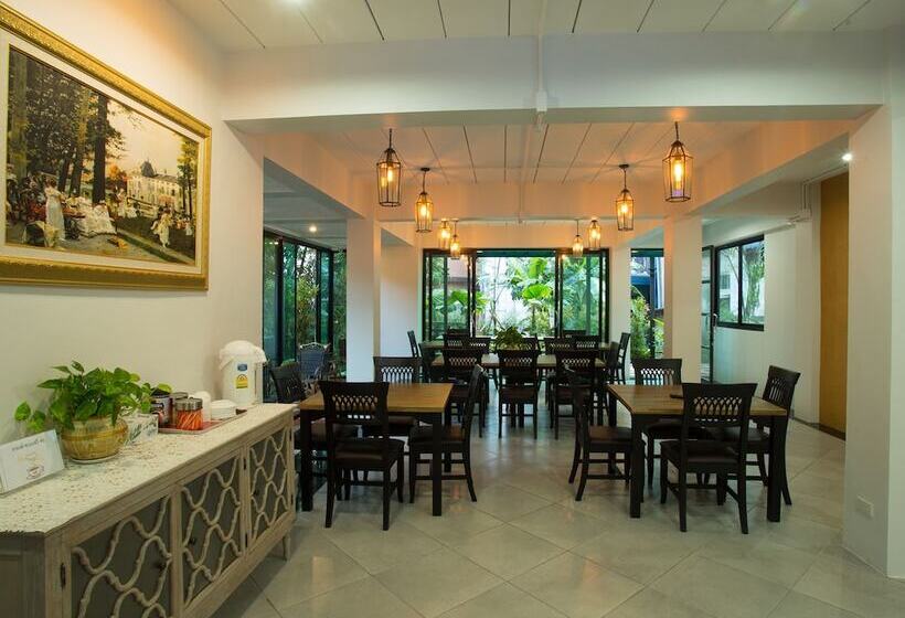 Fotos del hotel De Ville Nakhon:  4