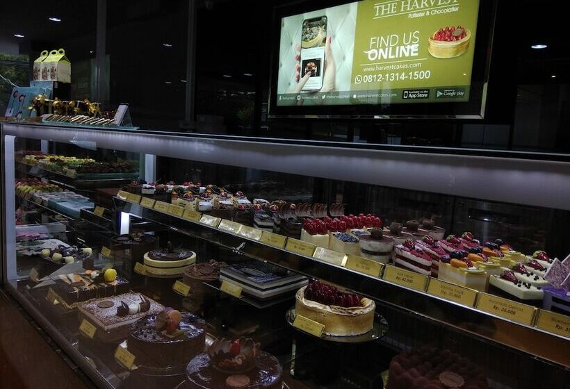 Fotos del hotel Maxonehotels.com At Kramat:  4