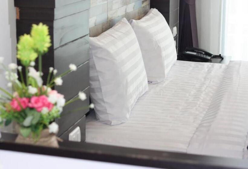 Fotos del hotel Serene Residence:  15