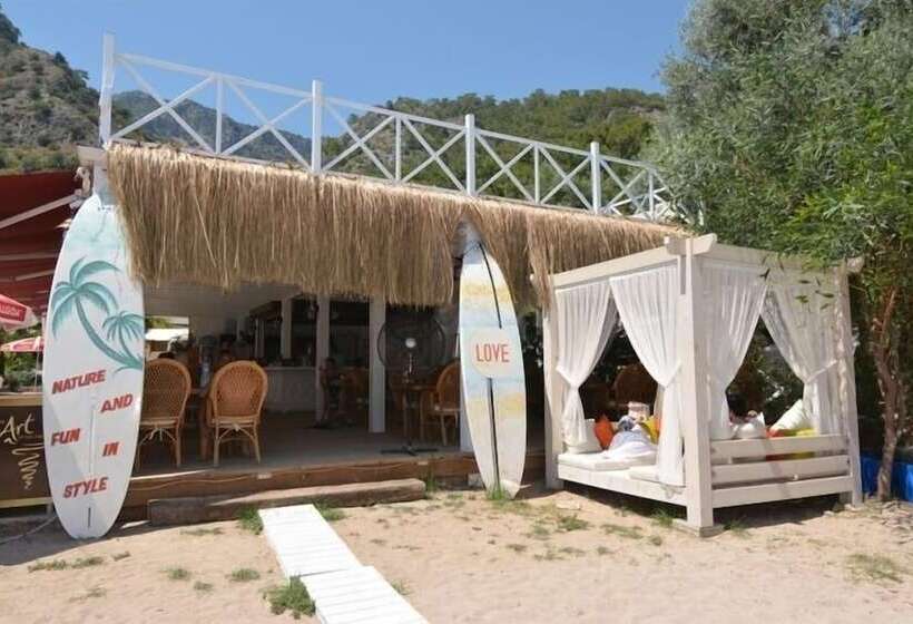 Fotos del hotel Golden Sand Beach & Caravan:  9