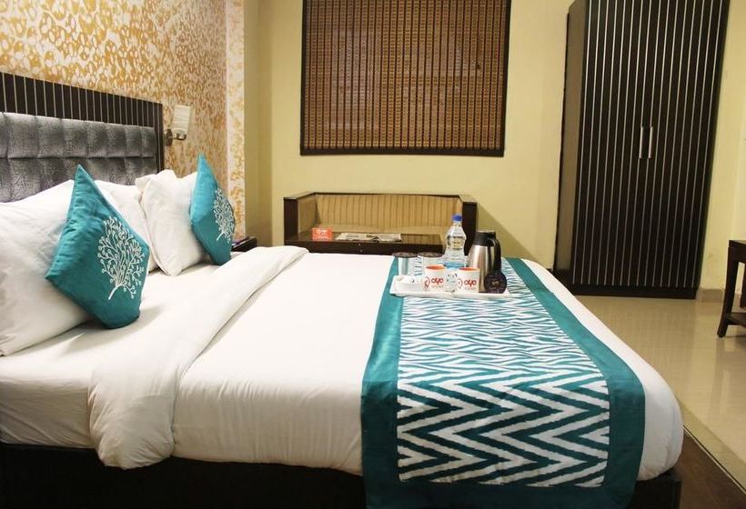 Fotos del hotel Oyo Rooms Rajendra Place Metro Station:  12