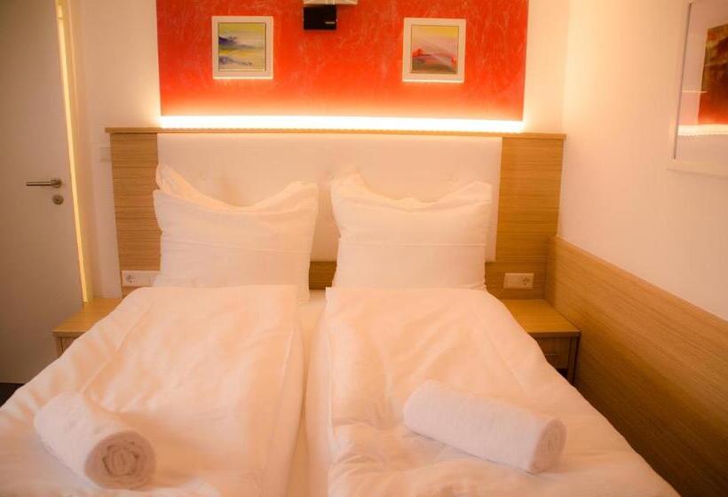 Fotos del hotel Alpha & Omega:  22